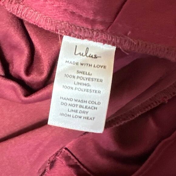 NEW Lulus Red Satin Silk Off The Shoulder Faux Wrap A Line Mini Dress Size XS - Picture 5 of 5